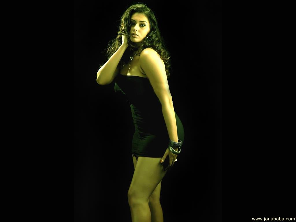 Namitha  bycoolman