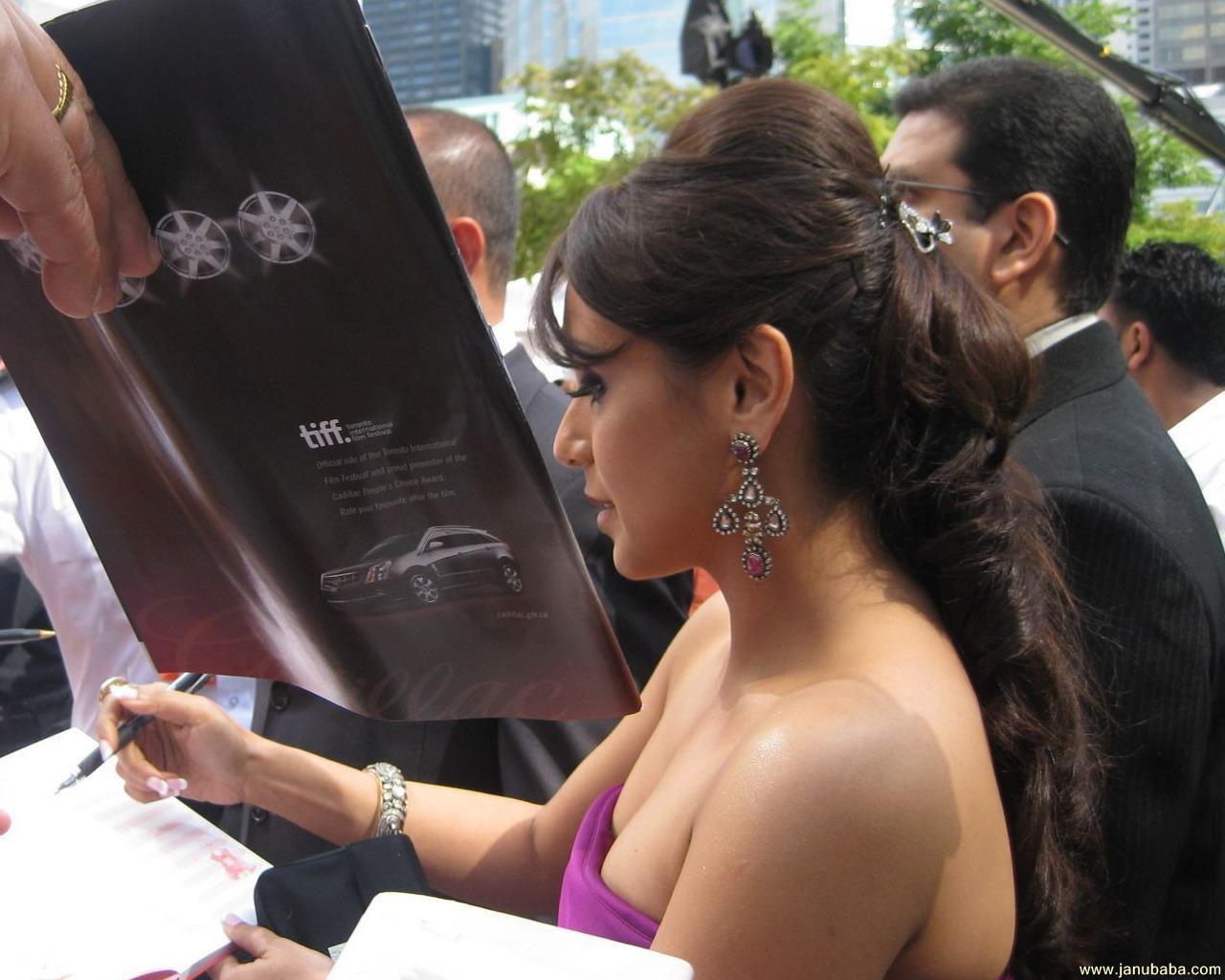 Rani Mukherjee              by coolman