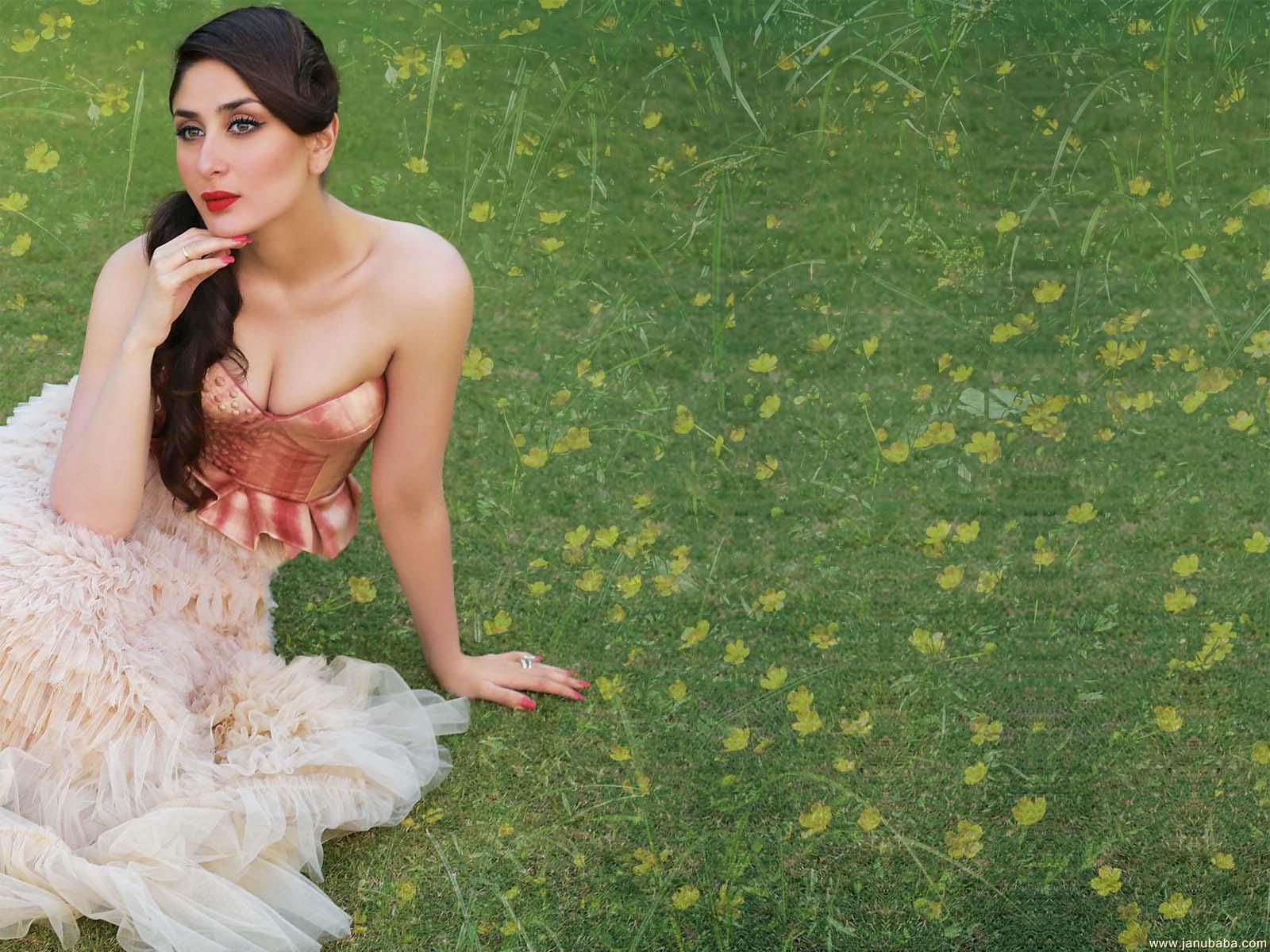 Kareena Kapoor         by coolman