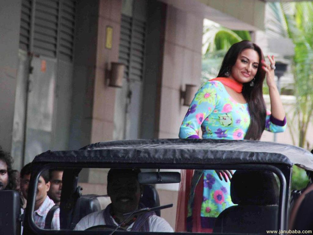 Sonakshi Sinha           by coolman