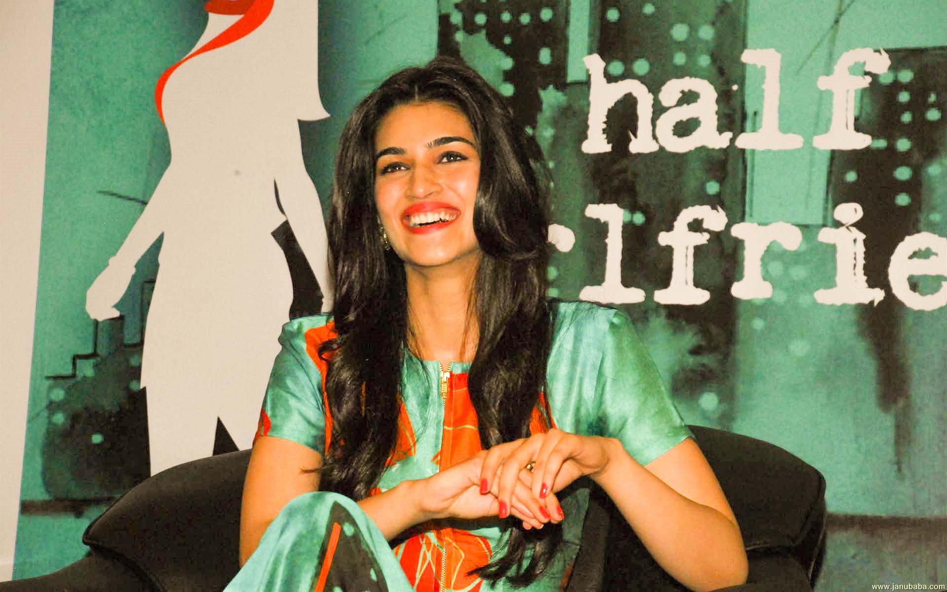 Kriti Sanon             by coolman
