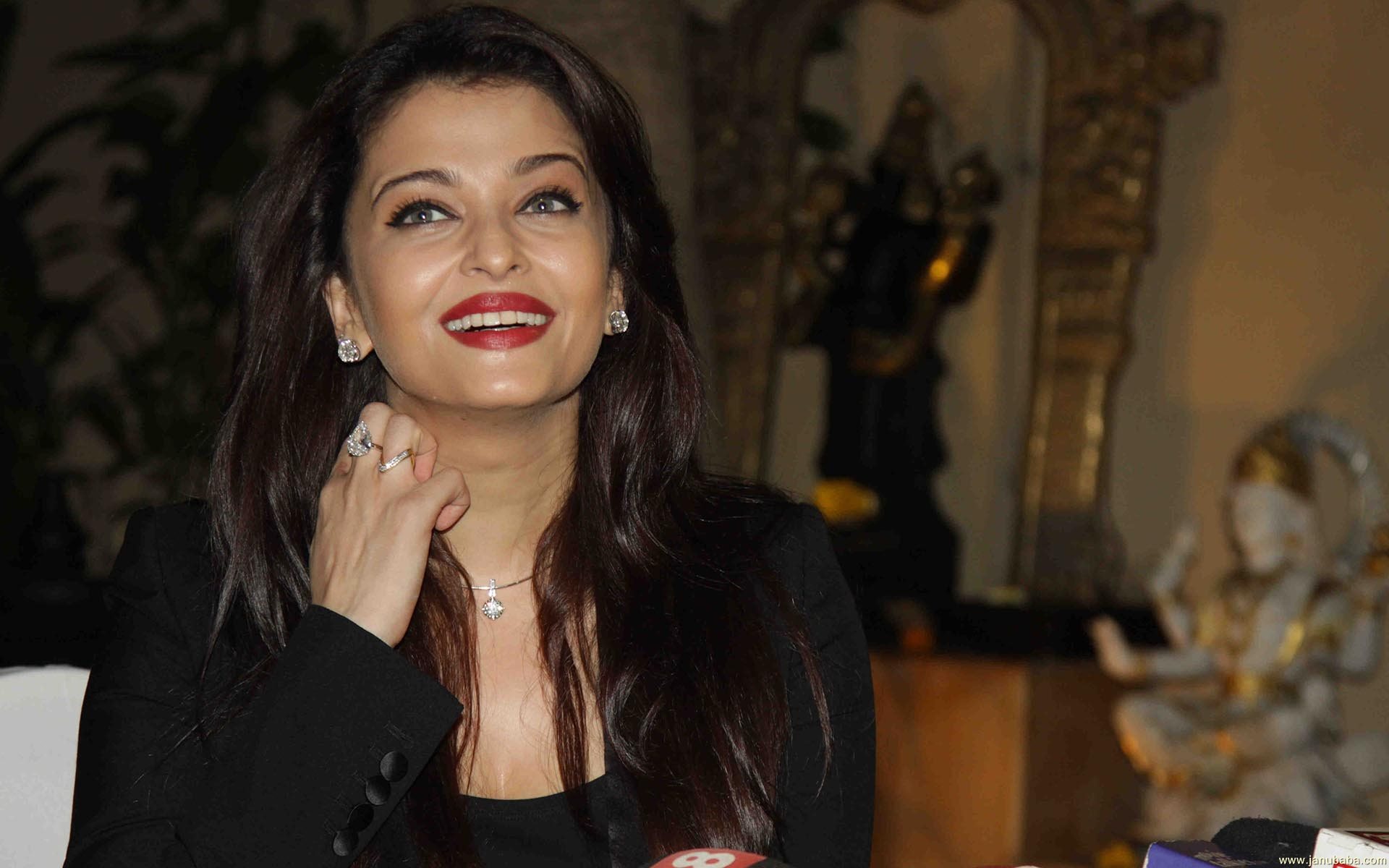 Aishwarya Rai       by coolman