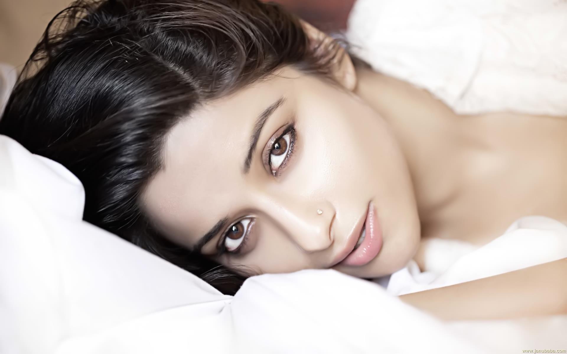 Madhurima Banerjee By Hubbak