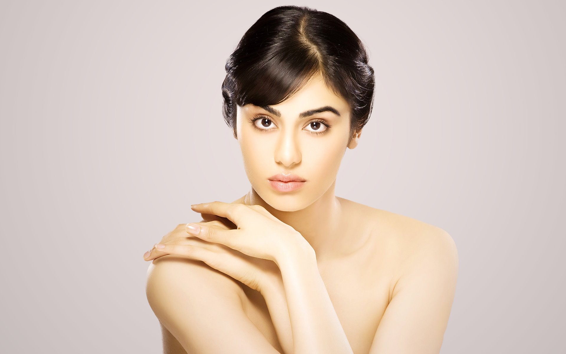 Adah Sharma By Hubbak