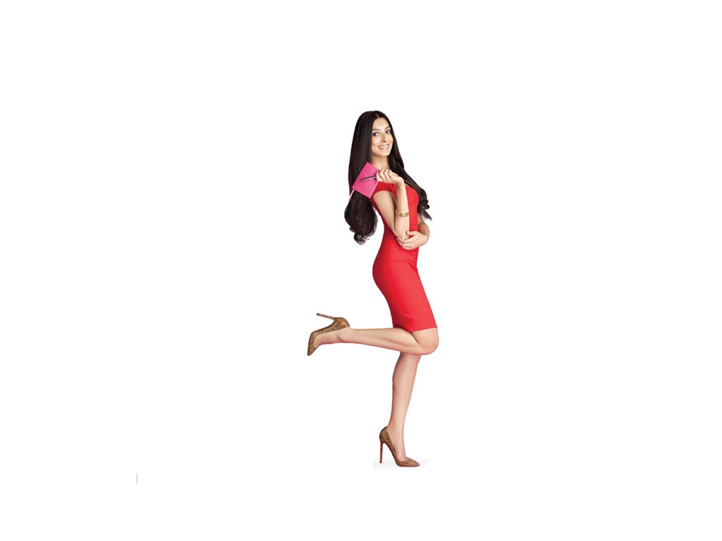 Pernia Qureshi              by coolman