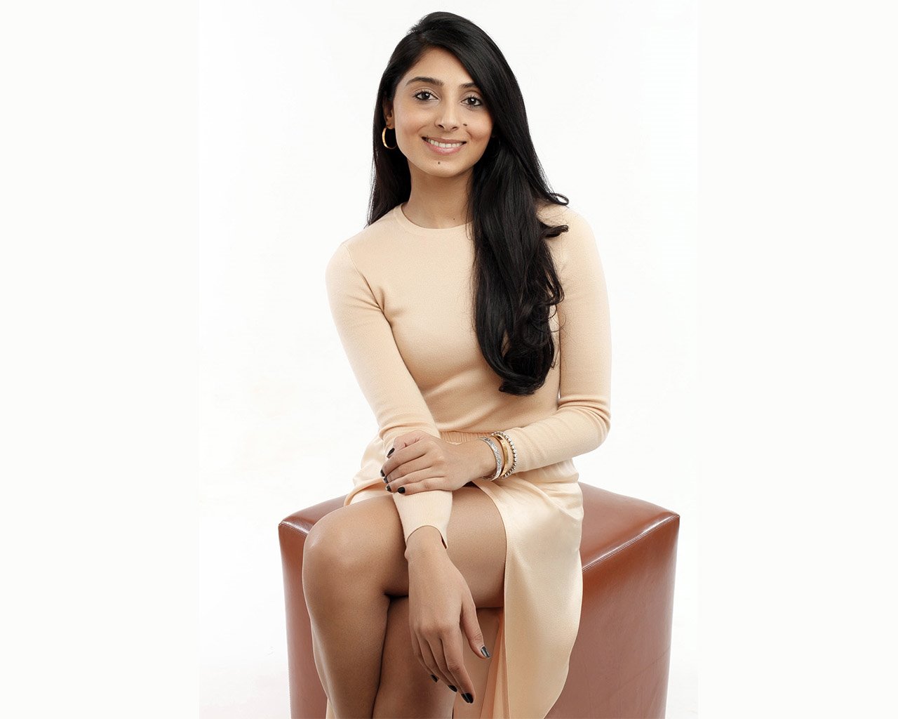 Pernia Qureshi              by coolman