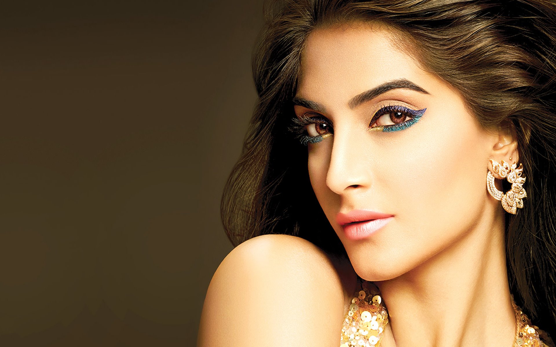 Sonam Kapoor By Hubbak