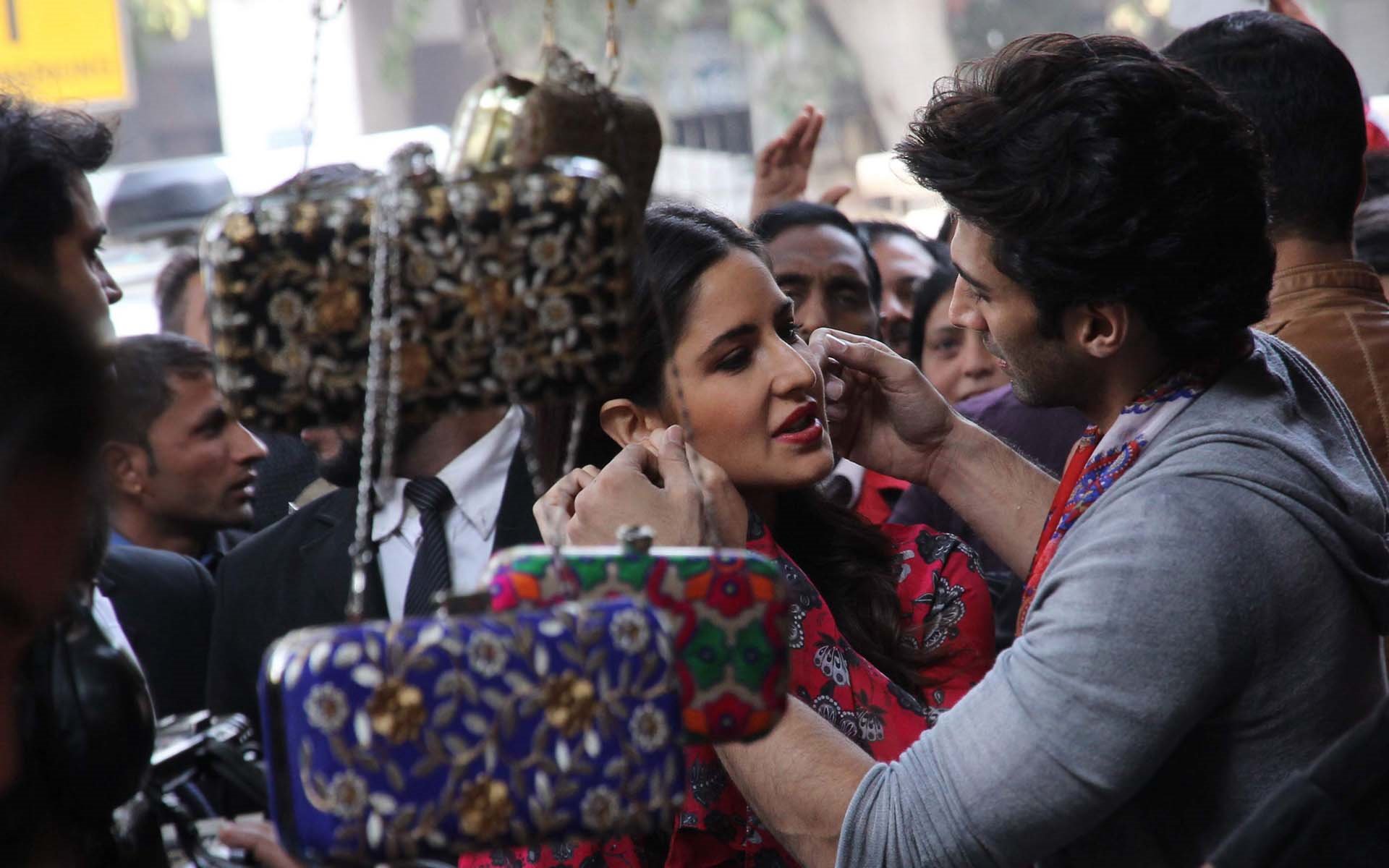 Katrina Kaif and Aditya Roy Kapoor      by coolman