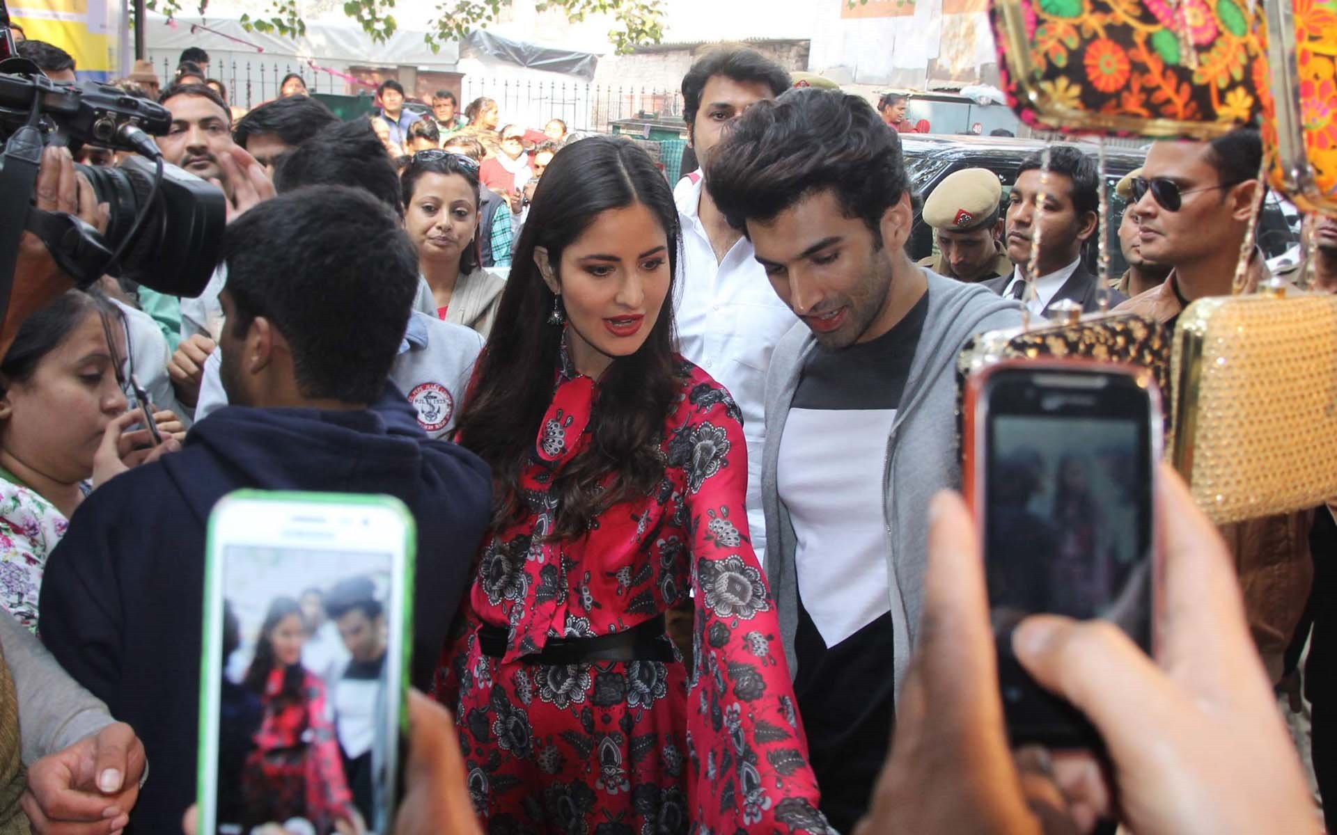 Katrina Kaif and Aditya Roy Kapoor      by coolman