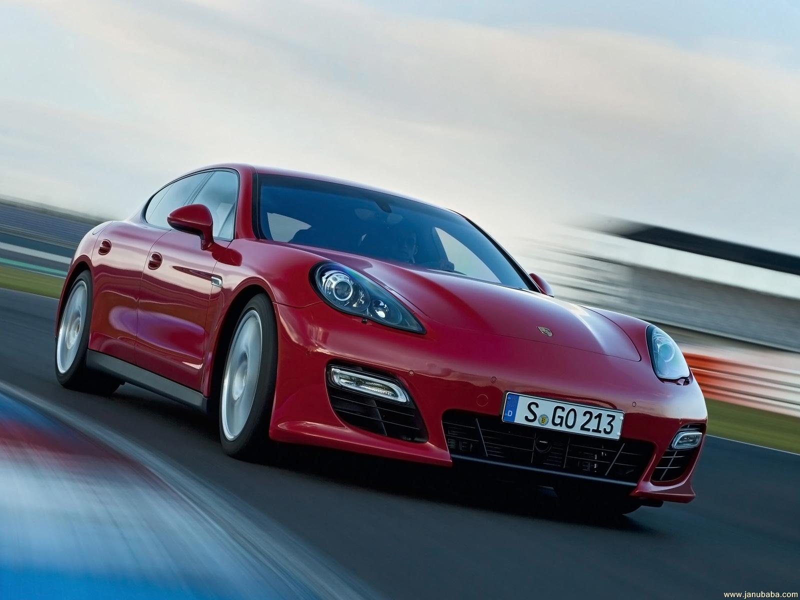 Porsche Panamera 2013                                                     by cheema