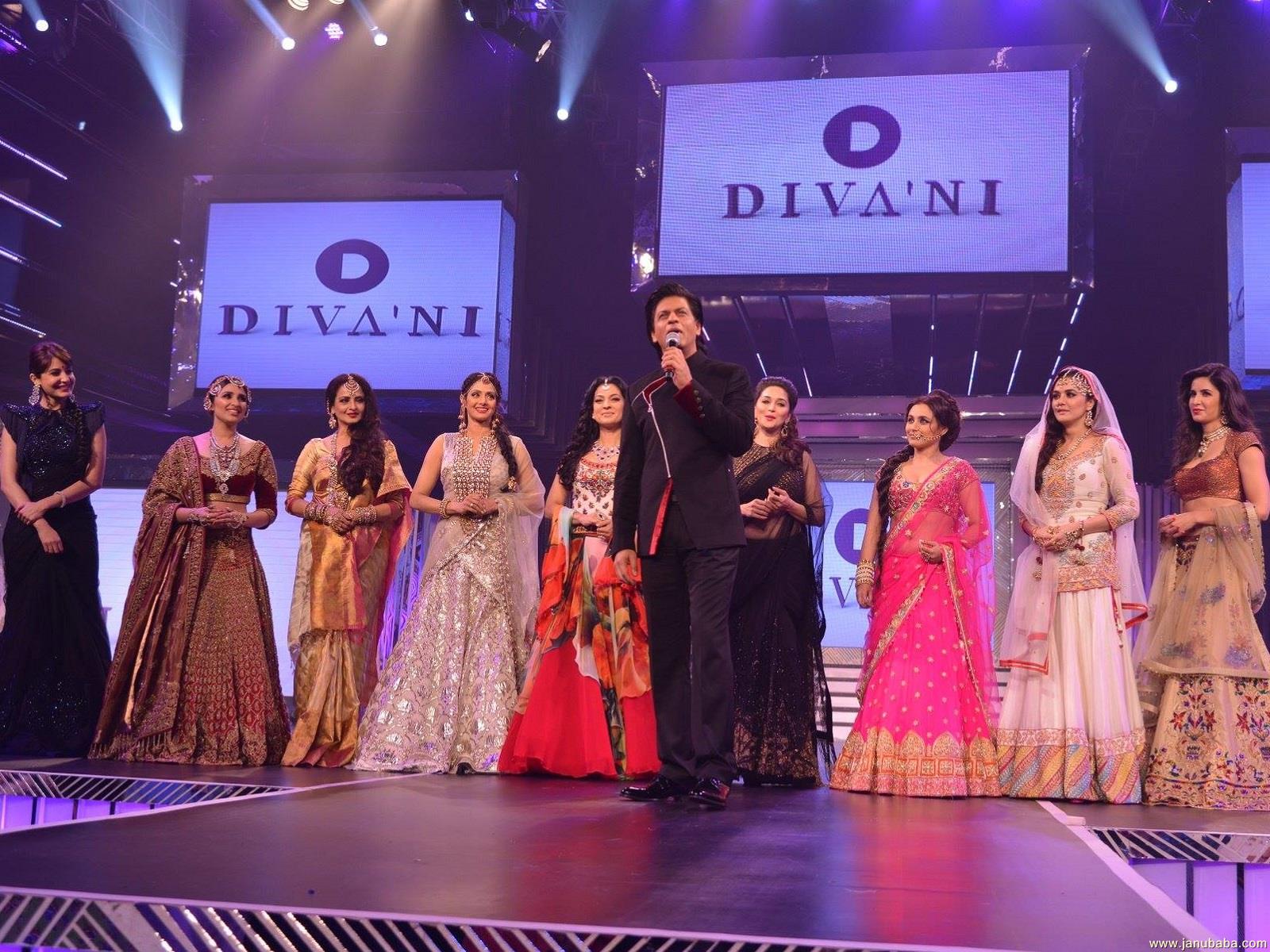 Shahrukh Khan with Shahrukh Khan with Anushka Sharma,Parineeti Chopra,Rekha,Sridevi,Juhi Chalwa,Maduri Dixit,Rani Mukerji,Preity Zinta & Katrina Kaif