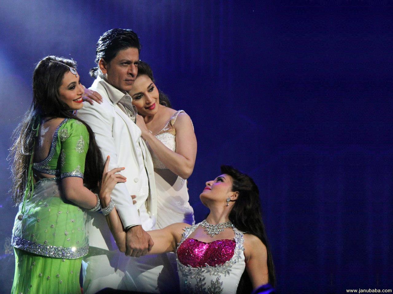 Shahrukh Khan with Rani Mukerji,Madhuri Dixit and Jacqueline Fernandez
