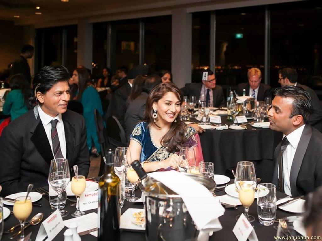 Shahrukh Khan with Madhuri Dixit