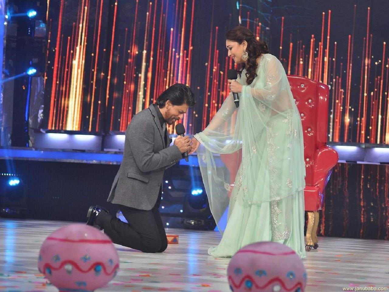 Shahrukh Khan with Madhuri Dixit