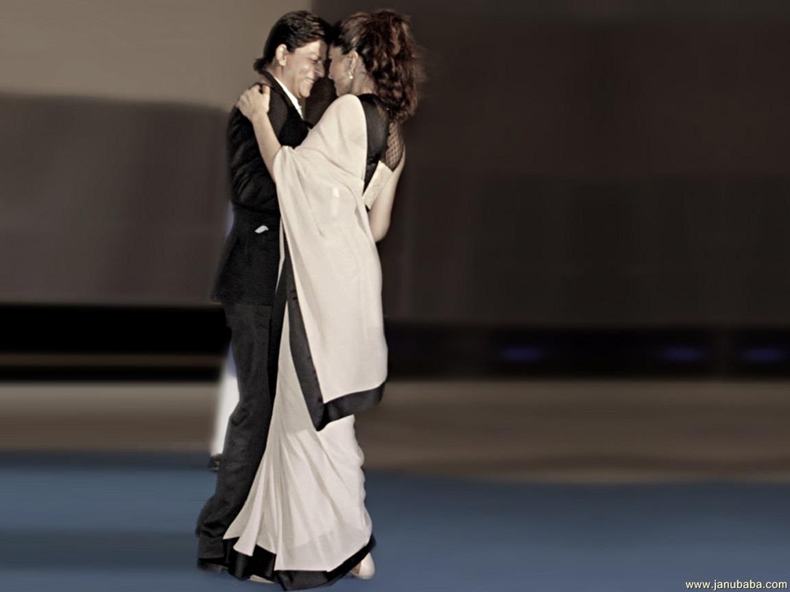 Shahrukh Khan with Deepika Paukone