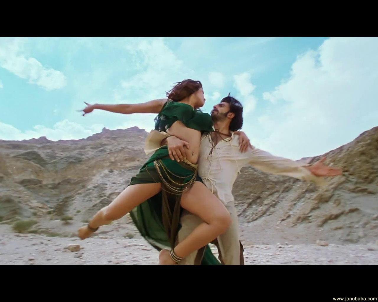 Priyanka Chopra with Ranveer Singh              by coolman