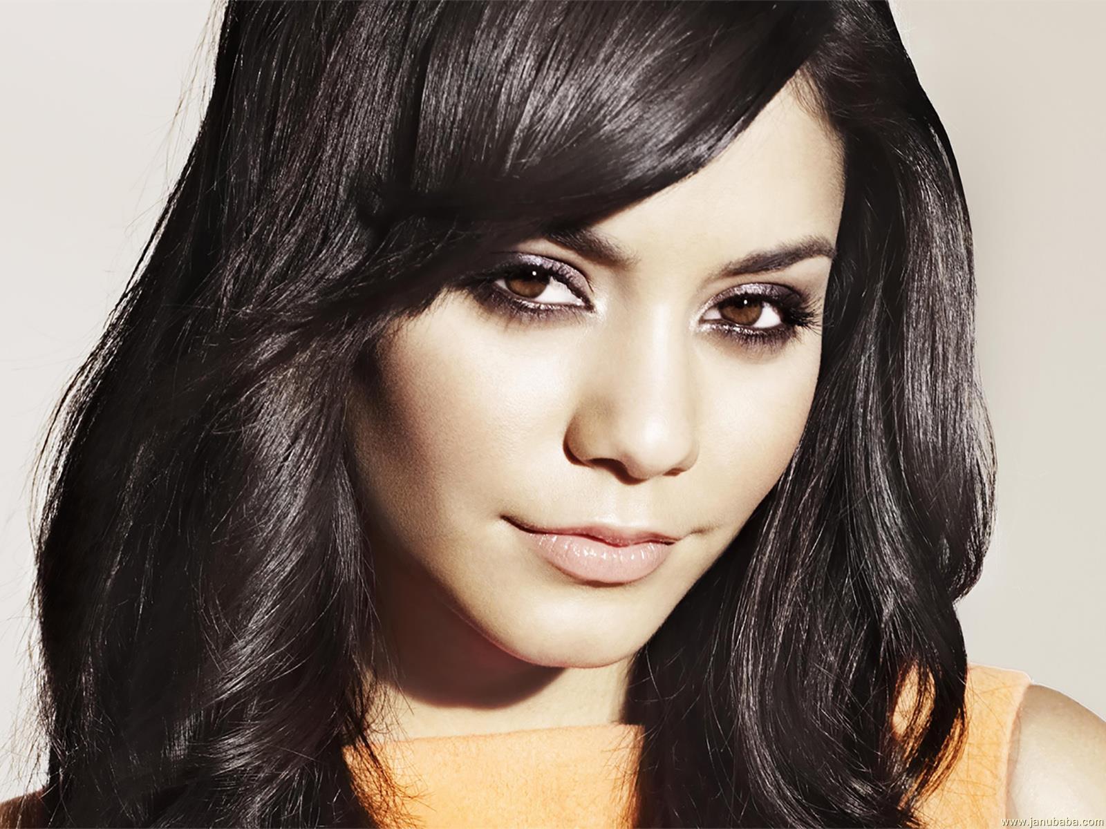 Vanessa Hudgens By Hubbak