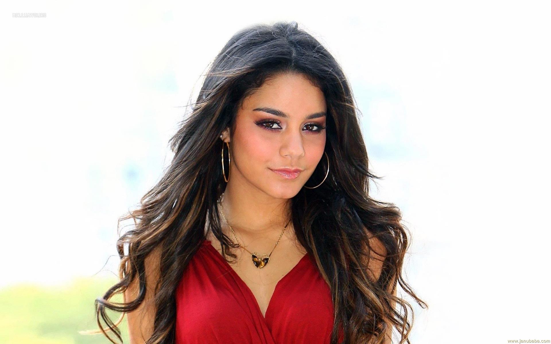 Vanessa Hudgens By Hubbak