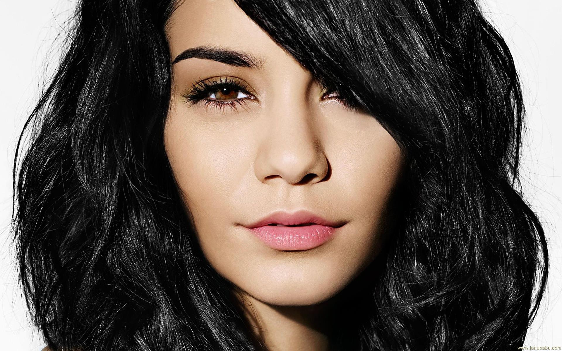 Vanessa Hudgens By Hubbak