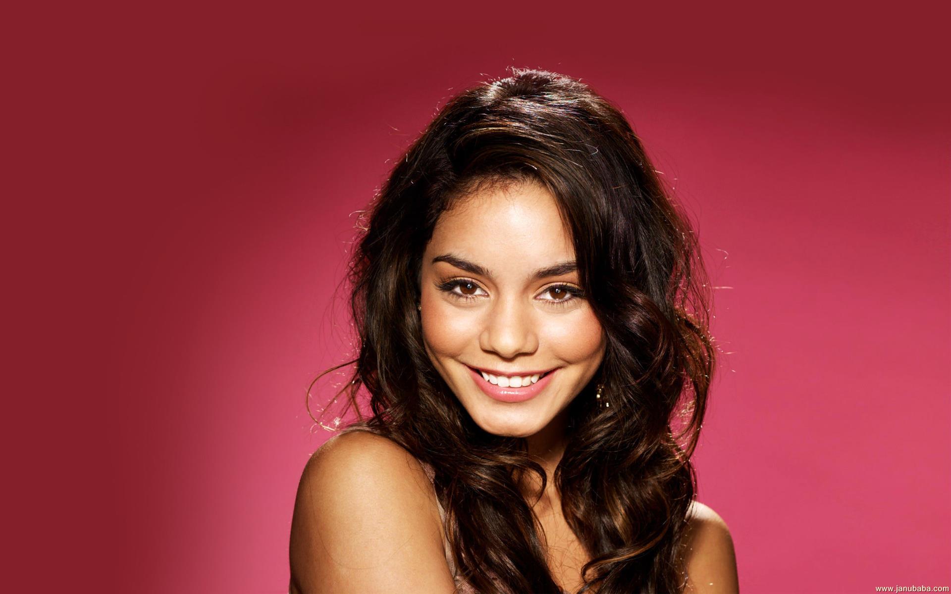 Vanessa Hudgens By Hubbak