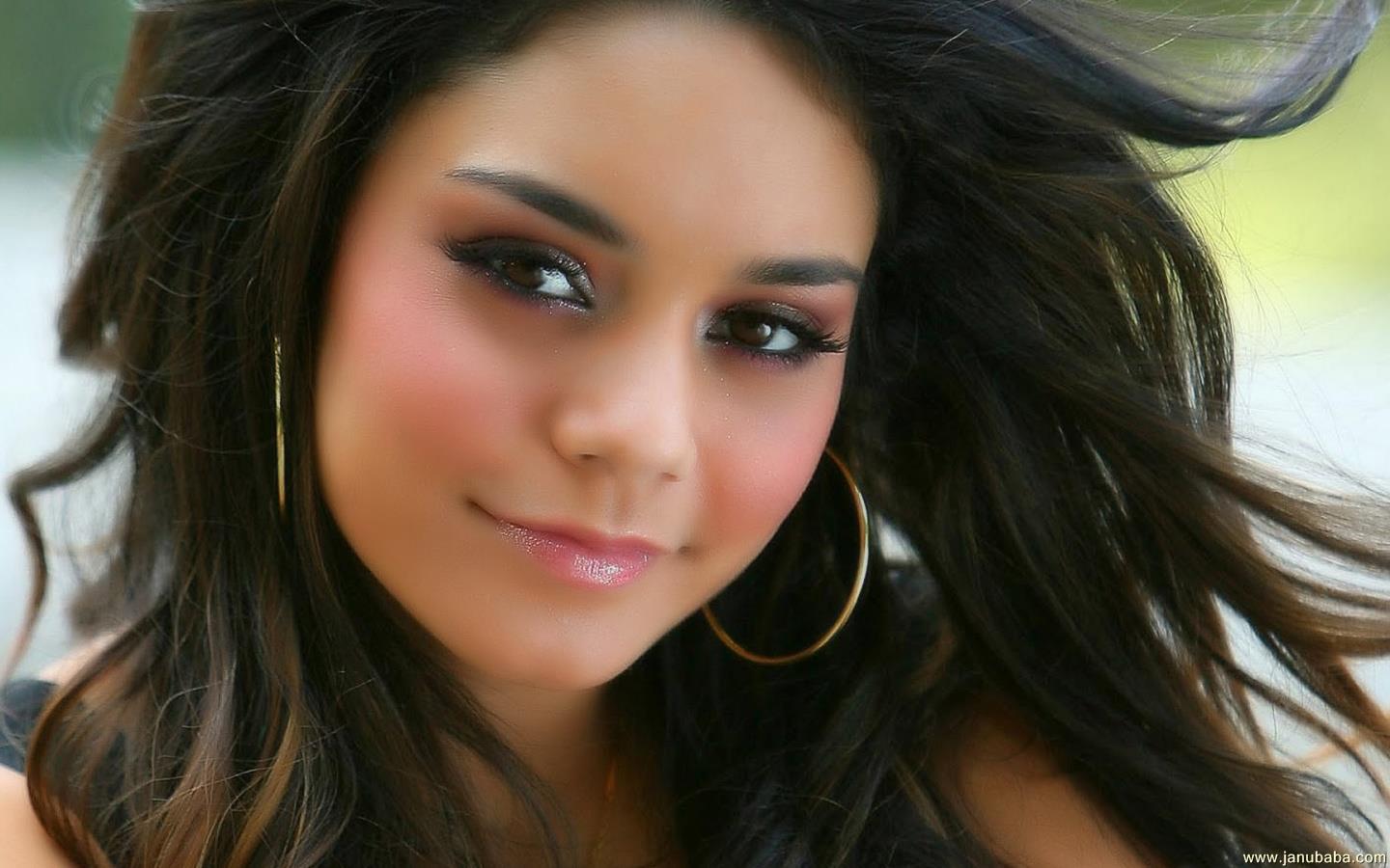 Vanessa Hudgens By Hubbak