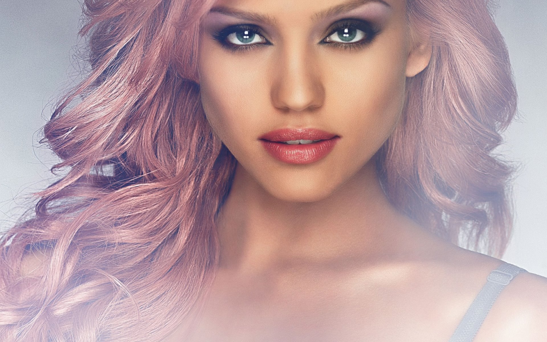 Jessica Alba By Hubbak