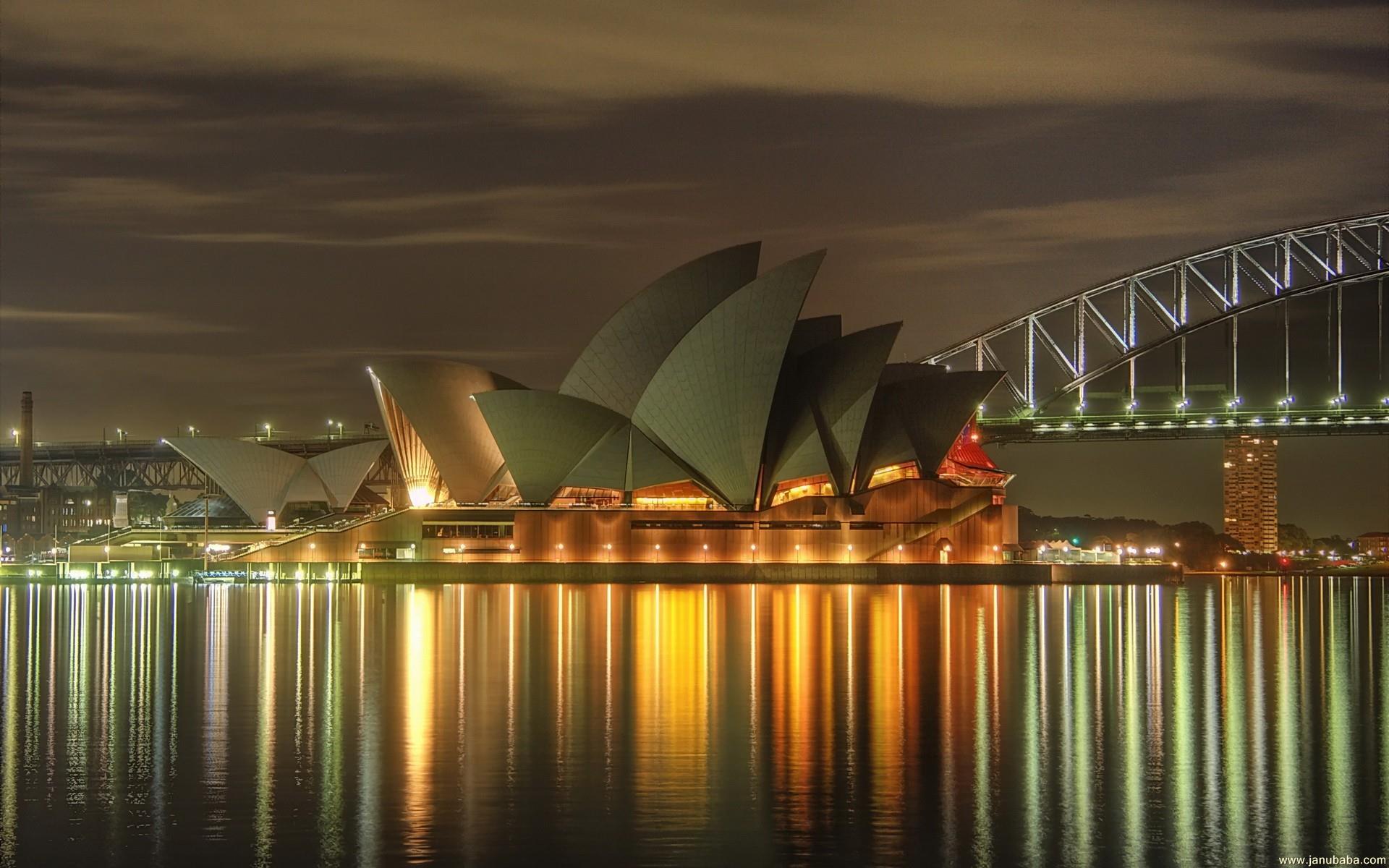 Sydney By Hubbak
