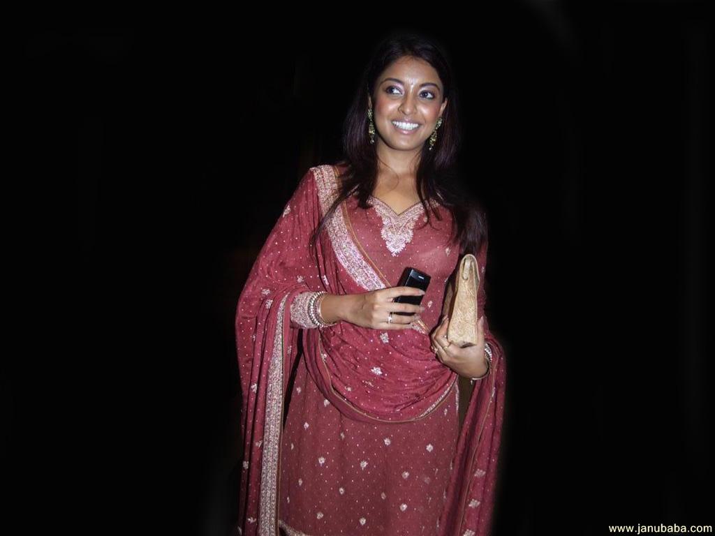 Tanushree Dutta              by coolman