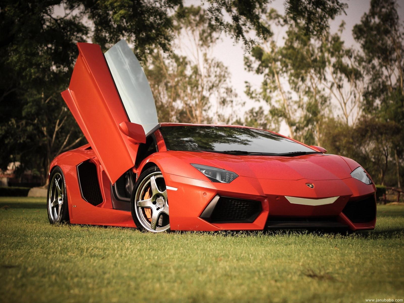 Lamborghini Aventador