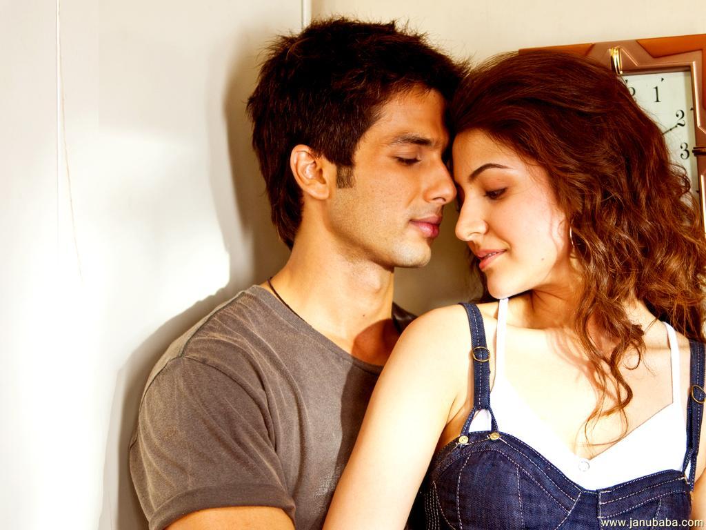Shahid Kapoor With Anushka Sharma
