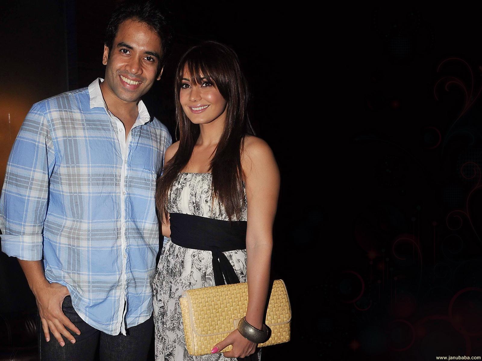Minisha Lamba with Tusshar Kapoor 