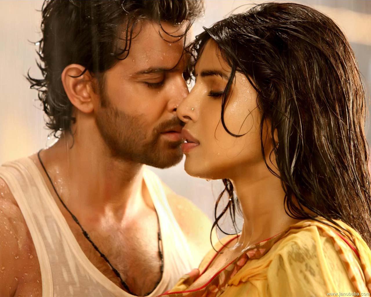 Priyanka Chopra with Hrithik Roshan              by coolman