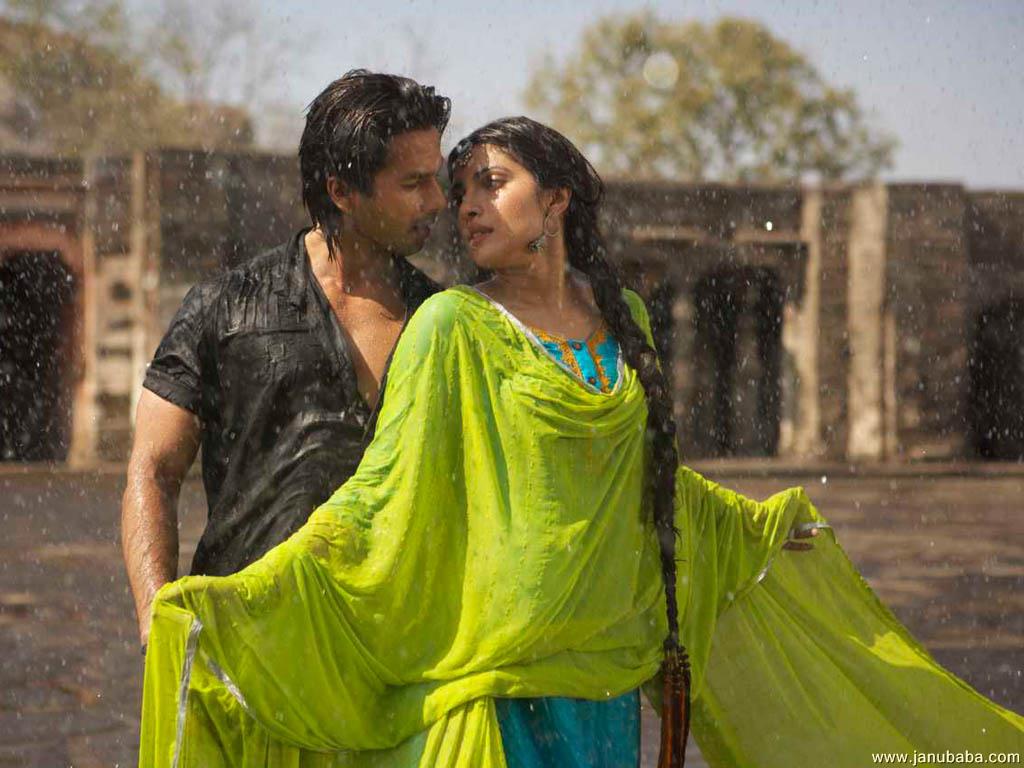 Priyanka Chopra with Shahid Kapur              by coolman