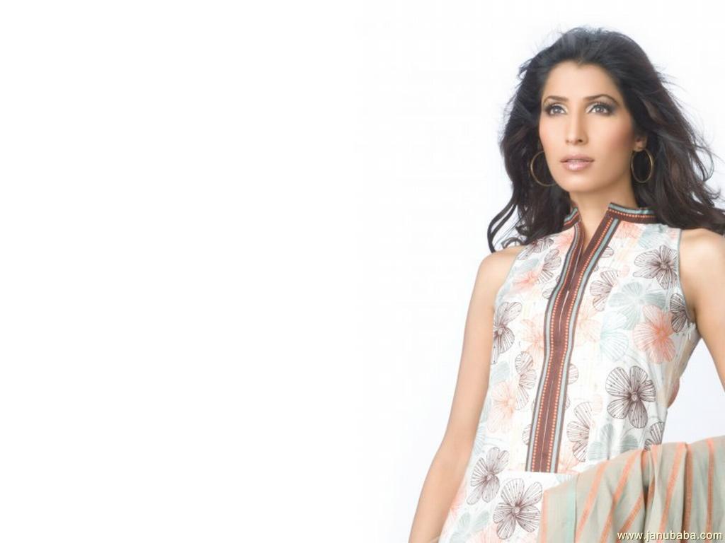 Vaneeza Ahmed