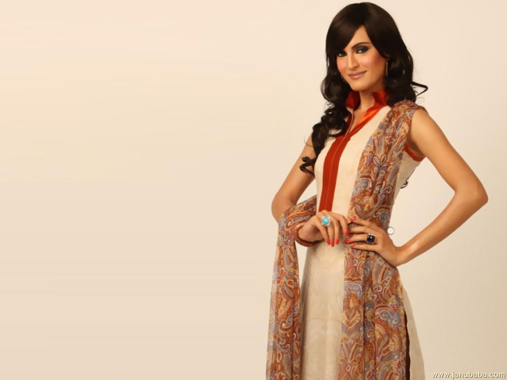 Nadia Hussain