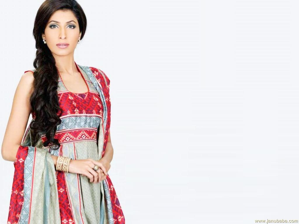 Vaneeza Ahmed