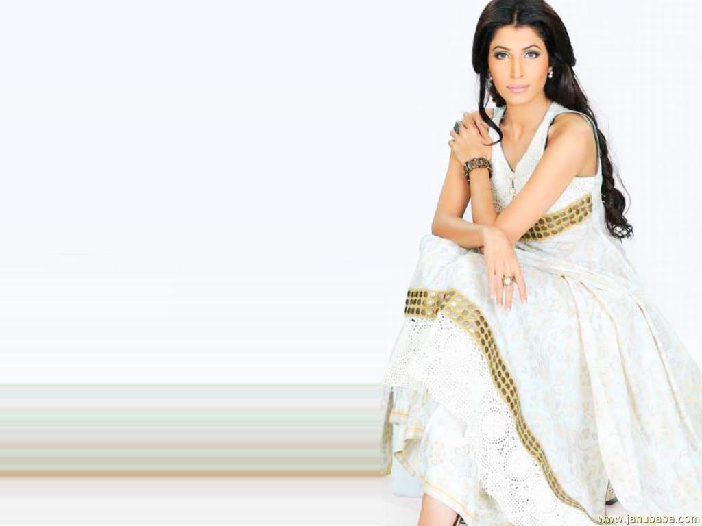 Vaneeza Ahmed